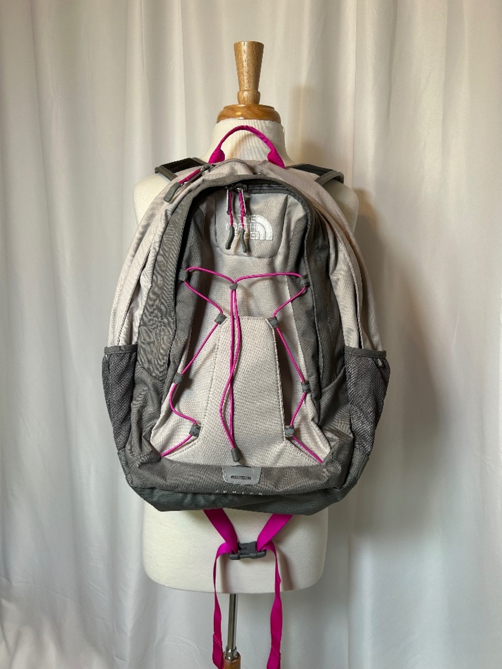 GREY THE NORTH FACE JESTER BACKPACK WITH PINK CORDS AND STRAPS